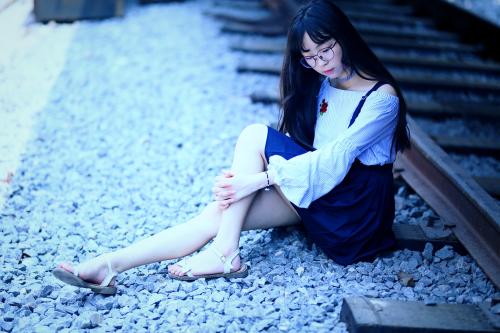 小说中小女孩的出现