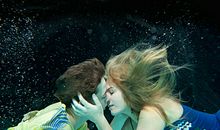 简单唯美的句子爱情图片：静好岁月，总有唯美爱情而守