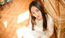 描写清纯少女的句子