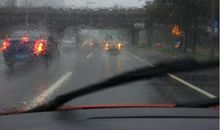 雨天开车祝福语