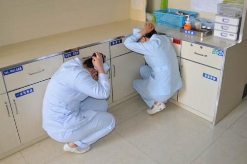 医护人员一句话