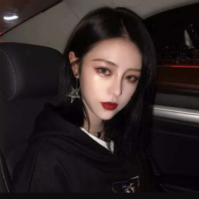 QQ个性签名霸气少女