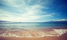 描写大海沙滩的句子