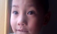 小男孩外貌描写片段