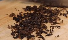 蚂蚁上树的歇后语