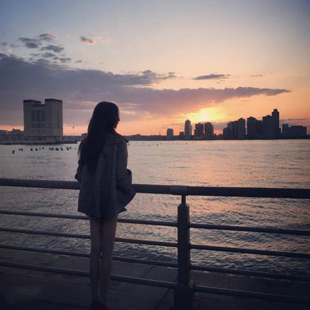 告诉自己成为一个孤独而坚强的生活旅行者