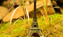 唯美的句子图片彩色:删掉的是回忆,只是回忆还留在心里