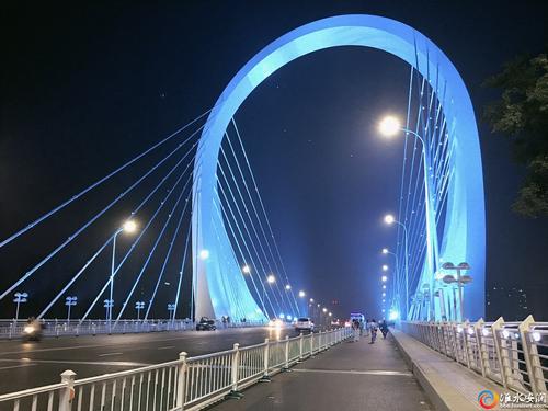 夜景在一句话