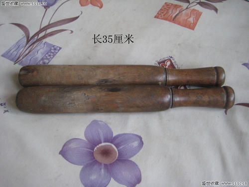 用小号演奏鼓