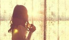 描写中年女性的句子