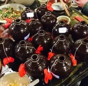 关于心情不好喝酒的诗