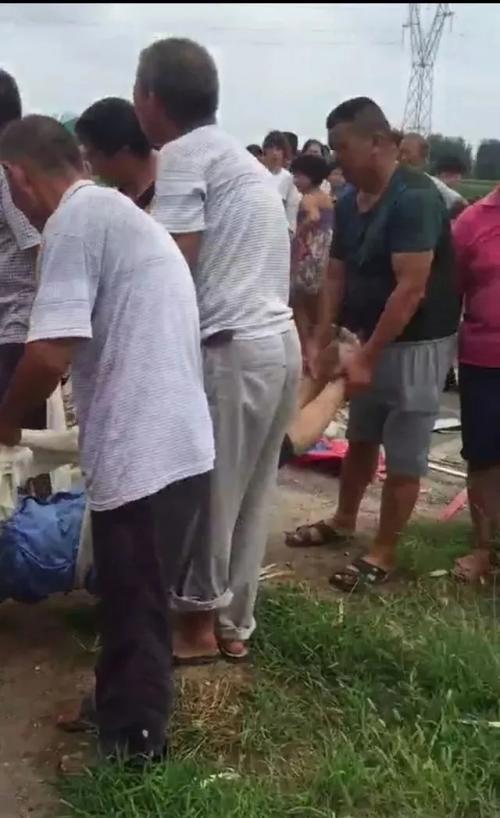 说服别人哀悼