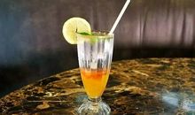 明明不开心却要强装的句子 不开心强装开心的句子