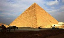 征服金字塔的蜗牛