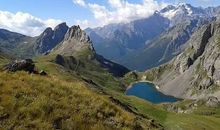 容易走的都是下坡路