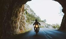 人到中年,学会怂一点