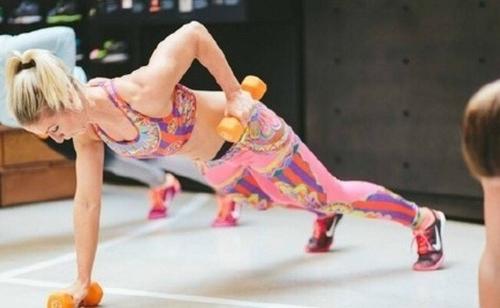 励志名言：不是说井里没有水，而是您挖得不够深