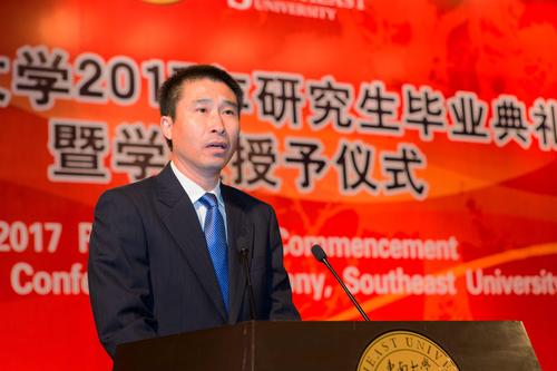 哈佛校长毕业典礼上的励志演讲：职业选择与幸福感