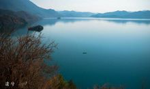 描写湖面的优美句子