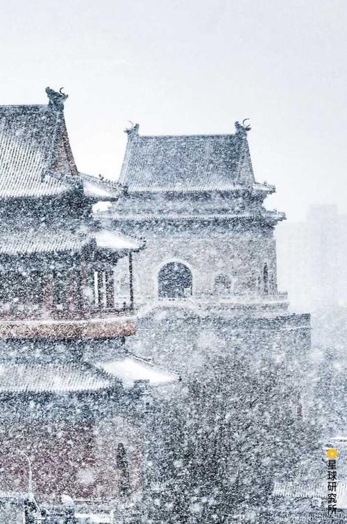 李白：清平乐·画堂晨起