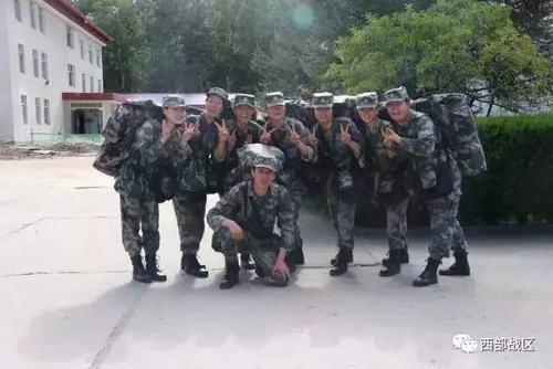 军队中的快乐句子军队中的经典句子2