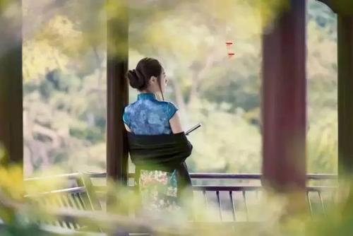 描述美丽的情感句子