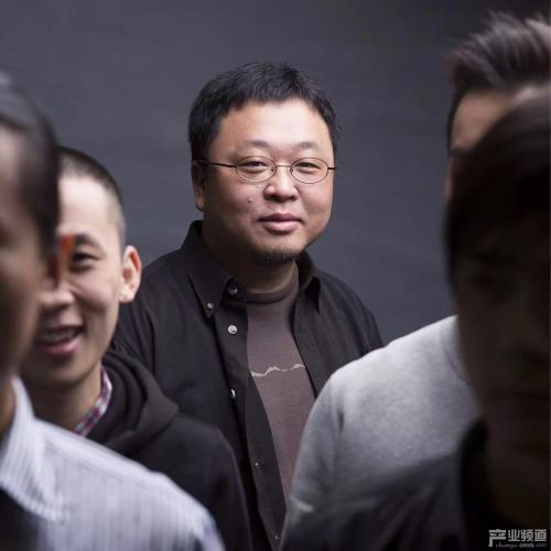 罗永浩：一个生性born头的胖子