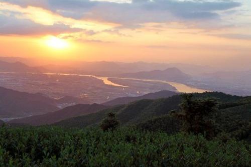 句子中的山峰