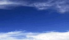 与其用泪水悔恨昨天，不如用汗水拼搏今天