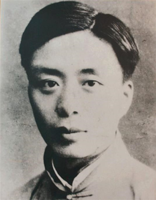 艾青：那边