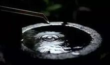 一直听说“上善若水”，原来是这个意思