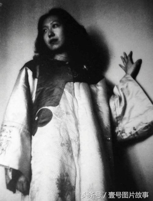张爱玲：写作