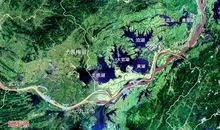 不敢越雷池一步造句