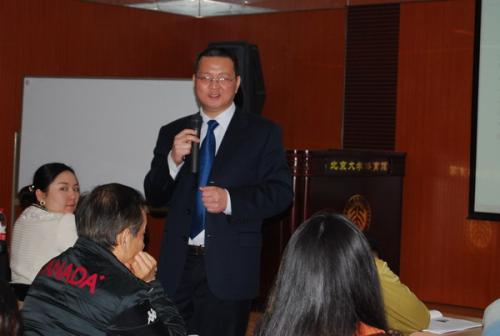 姓倪的新郎来接新娘李的绕口令