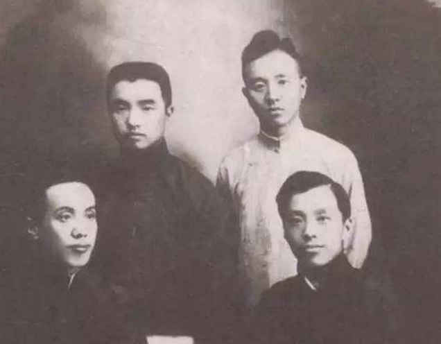 朱自清：女人