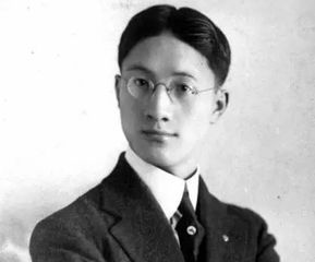 徐志摩：再也见不到雷锋