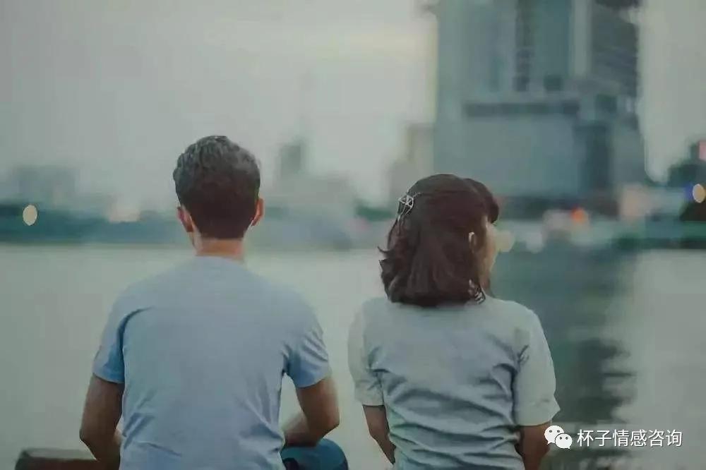 丈夫的婚外情谈情绪短语1