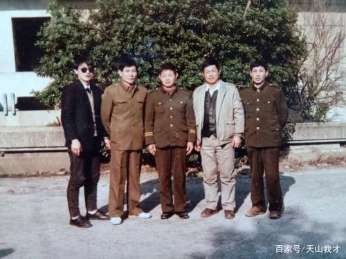鱼在网中溜溜