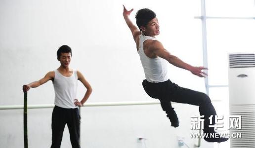 给在大学里流浪的学生