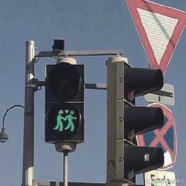易舒：看照片