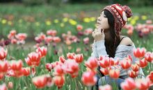 赞扬花美人美的句子