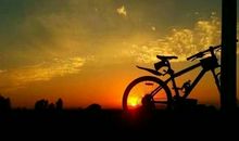 年轻的时候，不要怕；年老的时候，不要悔