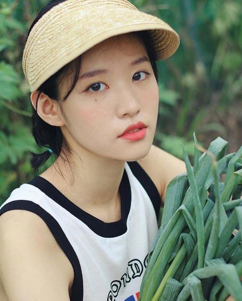 我们都已经到了这个有点尴尬的时代