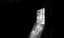 你生命中的低谷是什么？你是怎样挺过来的？