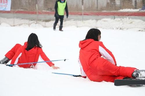 我学会了滑雪