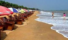 假日海滩烧烤作文