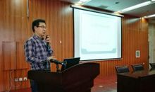 给生命的两头同等的关爱