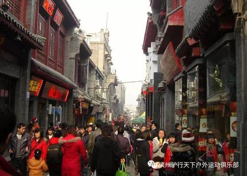 参加庙会的800字论文