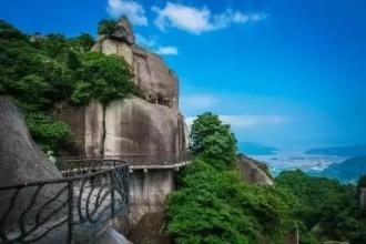 2014年高考满分作文福建试卷：为生活开辟一条木板路