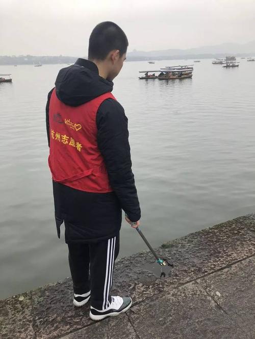 看完雷锋